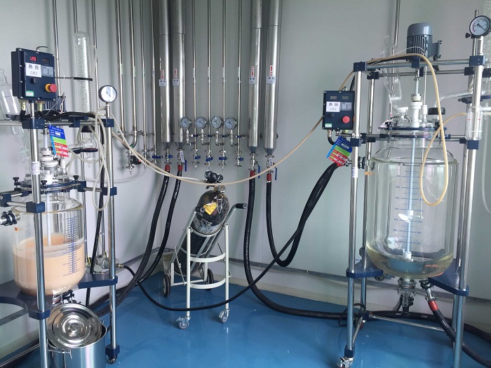 实验室反应釜安装和使用